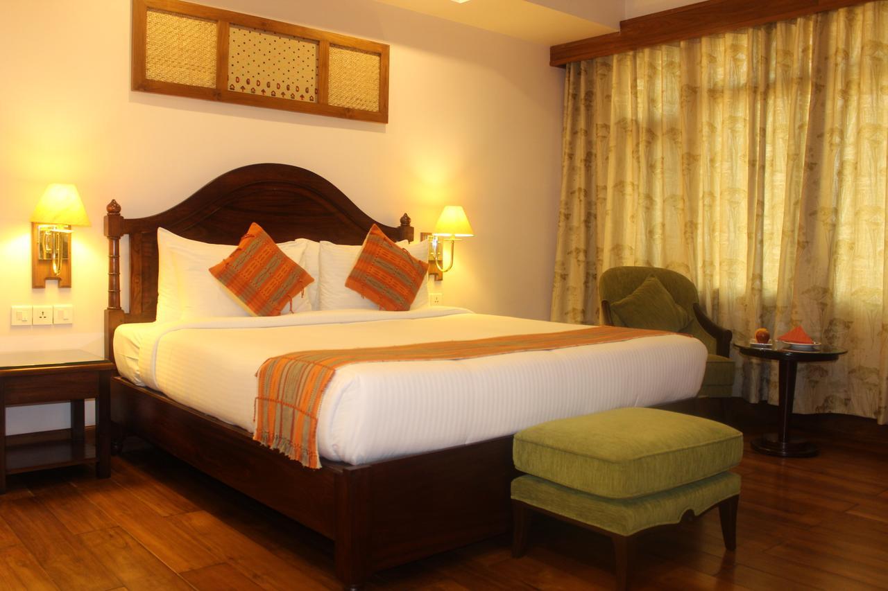 The Guwahati Address By Centre Point Extérieur photo